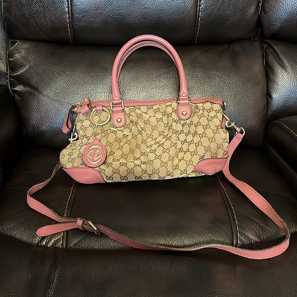 Gucci GG Monogram logo Sukey Top Handle crossbody bag - Picture 13 of 13